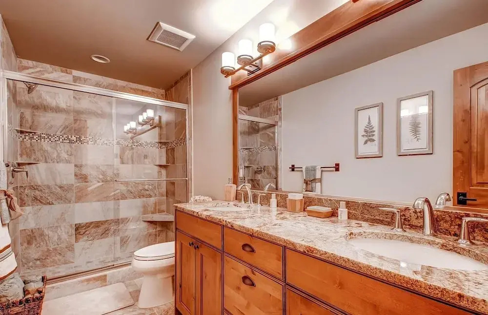 Riverwood 4 Bedroom Home by Redawning