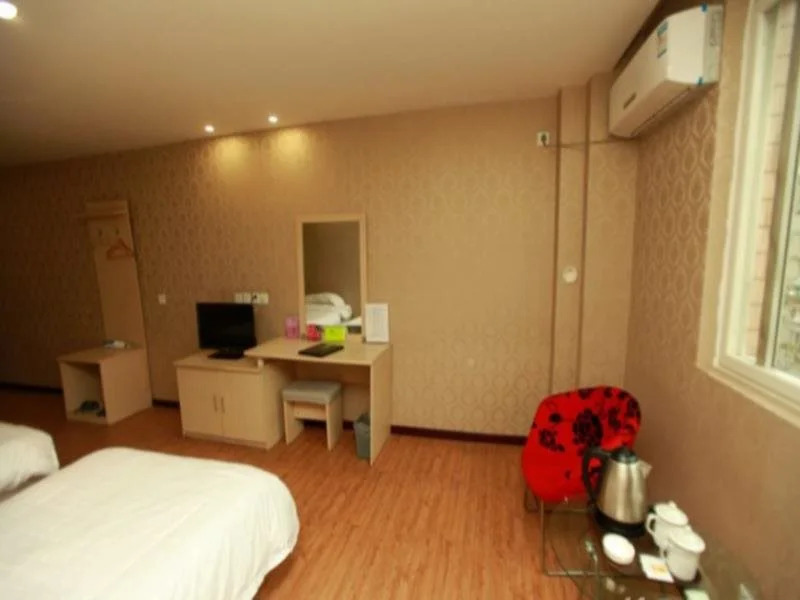 Super 8 Hotel Chengdu Chun Xi