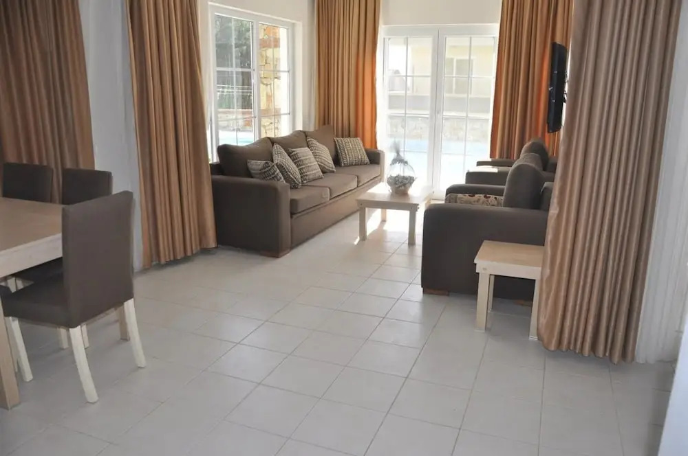 Ashella Villa by Angel Rentals