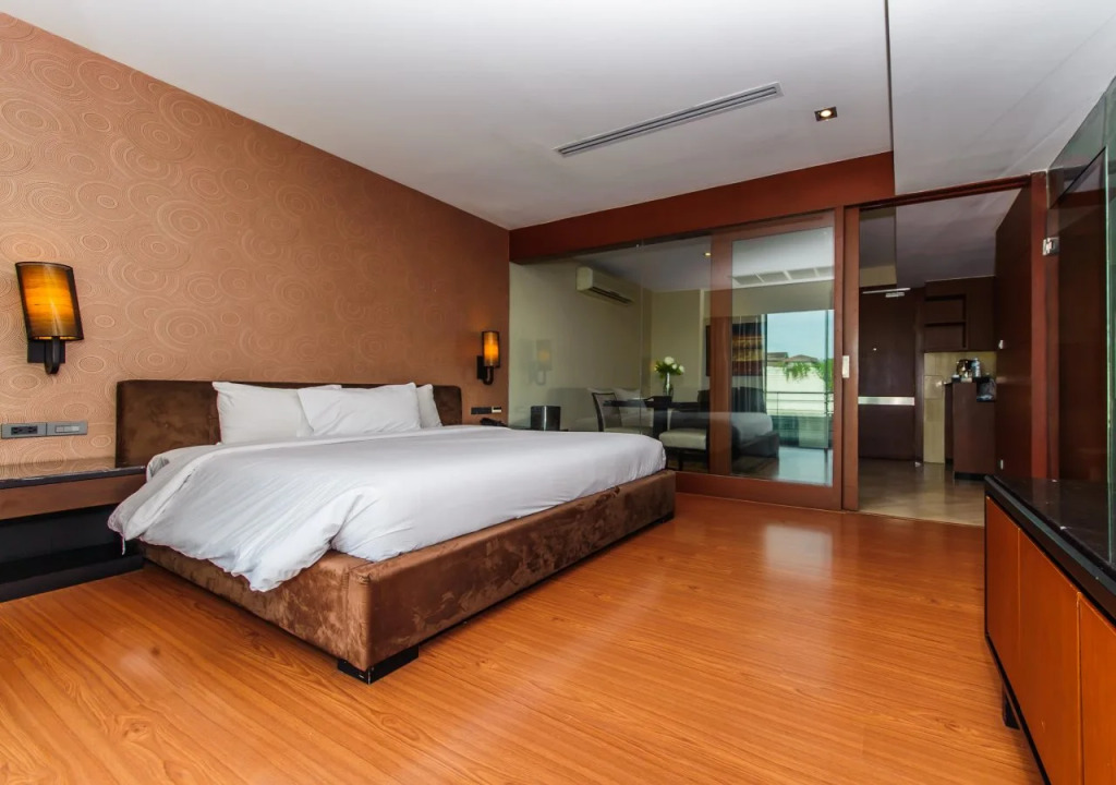 Sukhothai Hotel and Residence