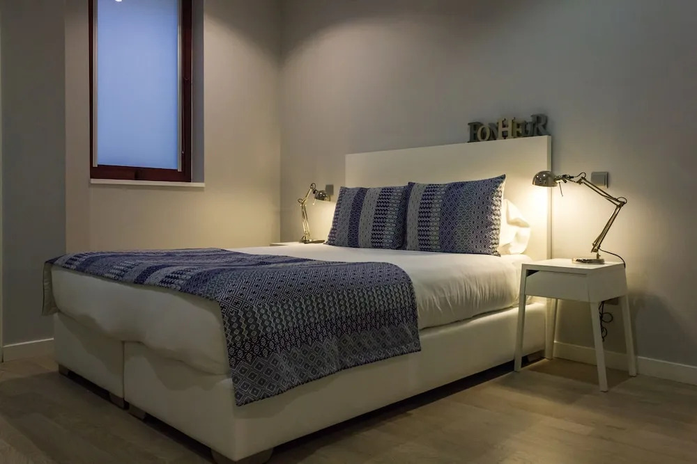 Arenal Suites Puerta del Sol