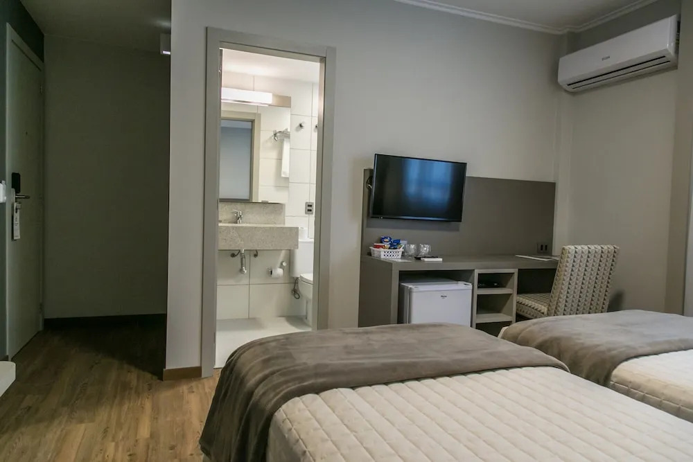 Hotel Crisul