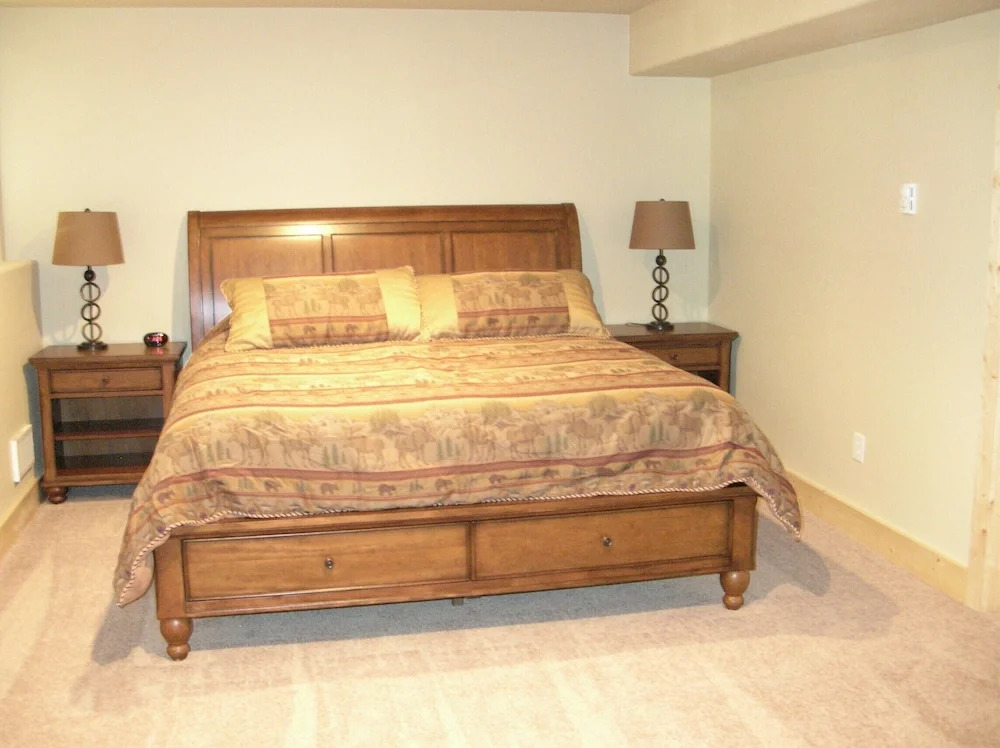 Pineview Lodge