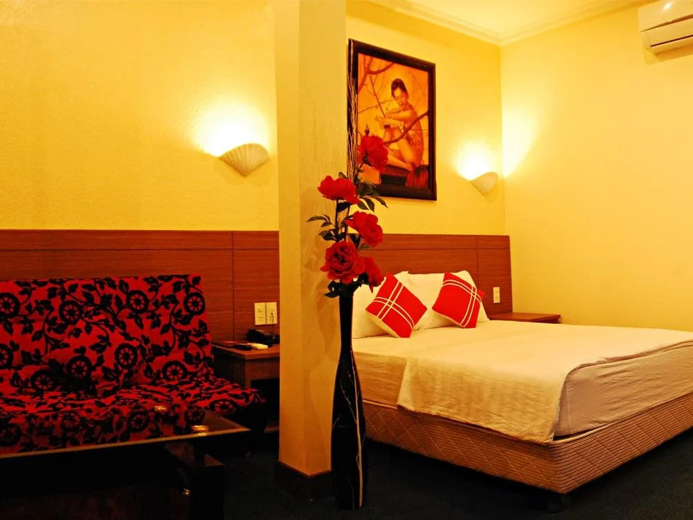 Nhat Quynh 1 Hotel