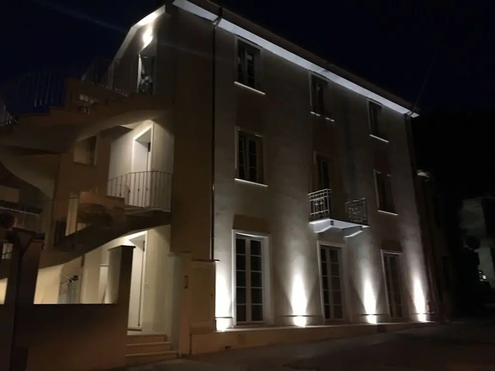 Tuscany House of Artist