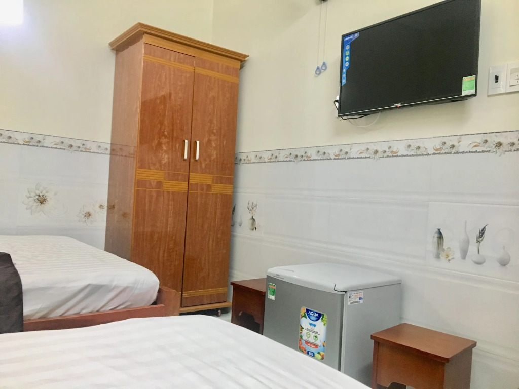 Triệu Hoàng Hotel