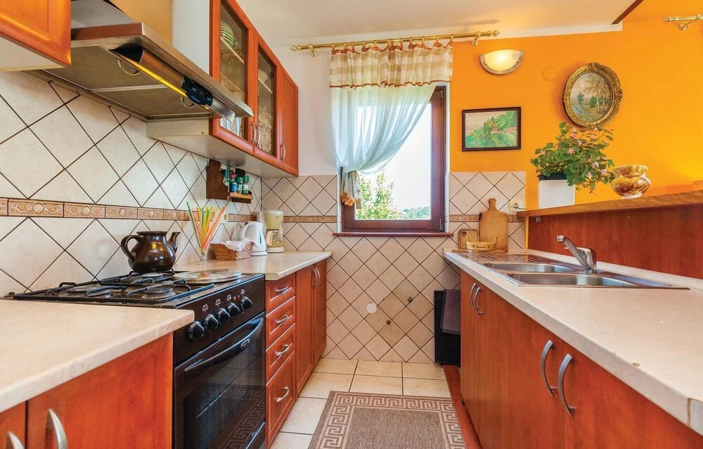 Stunning Home in Jadranovo With Wifi and 7 Bedrooms