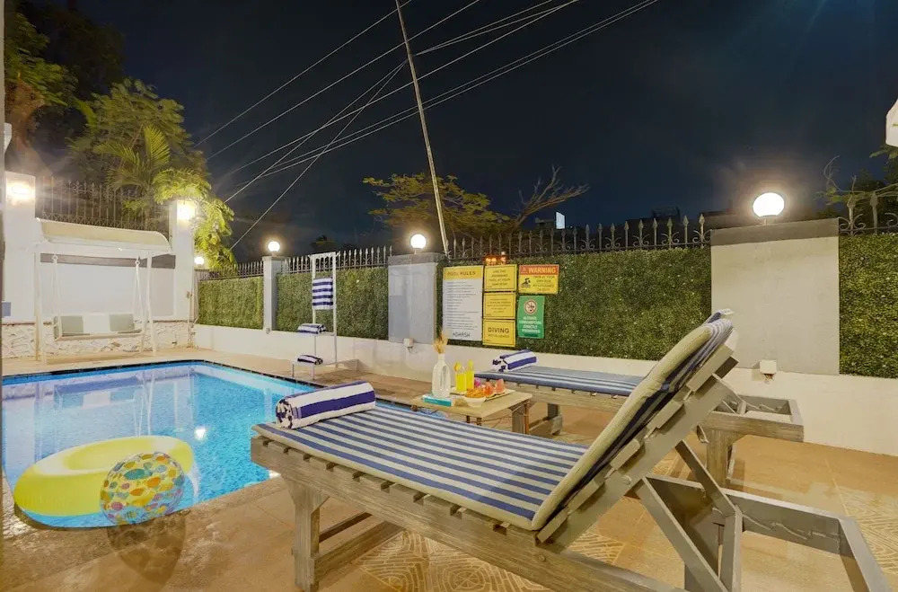 Alaya Stays Adarsh Villa Pet-Friendly 3-BHK With Swimming Pool, Balcony, Bathtub and Scenic Views