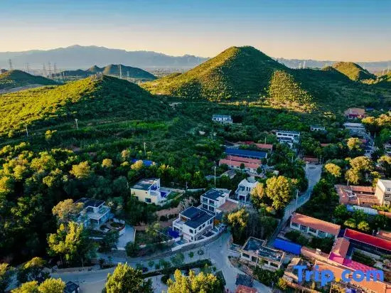 Floral Hotel·Great Wall Utopia Homestay
