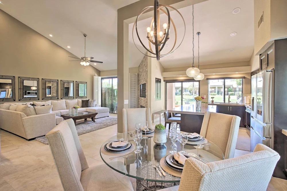 Luxury Remodeled Palm Desert Resort Condo!