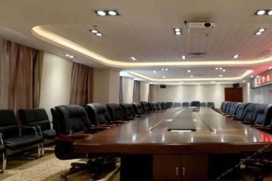 T-Longee Hotel
