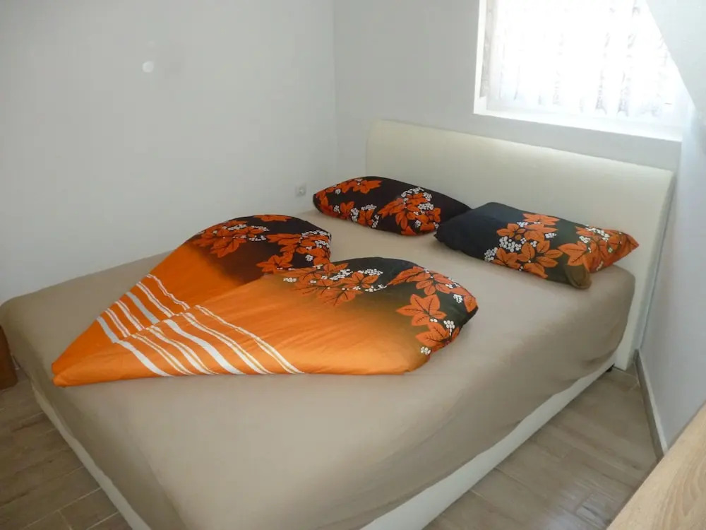 Apartments Tisa-with Seaview