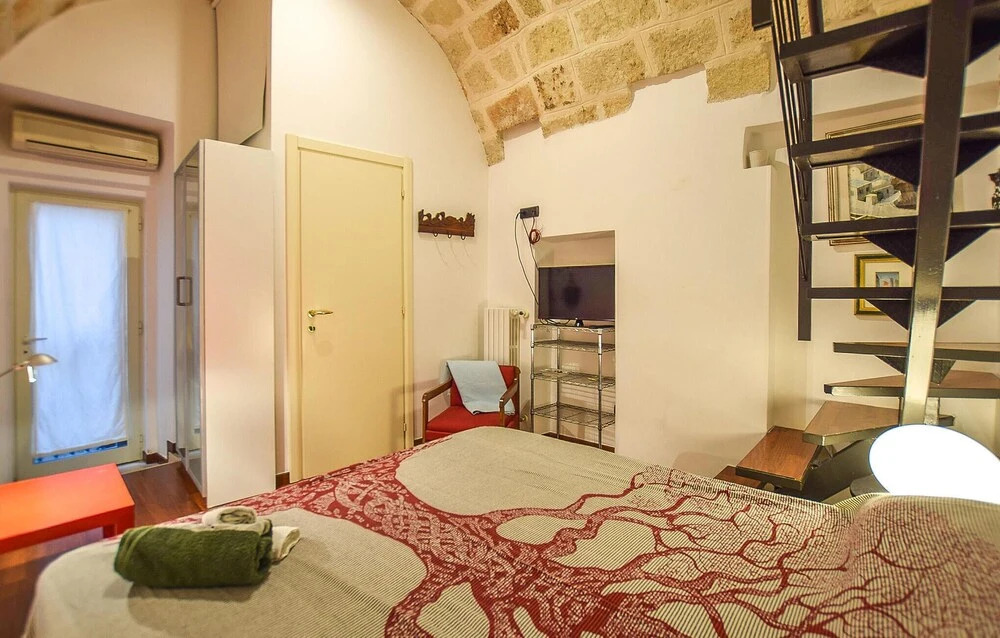 Stunning Home in Polignano a Mare With 1 Bedrooms