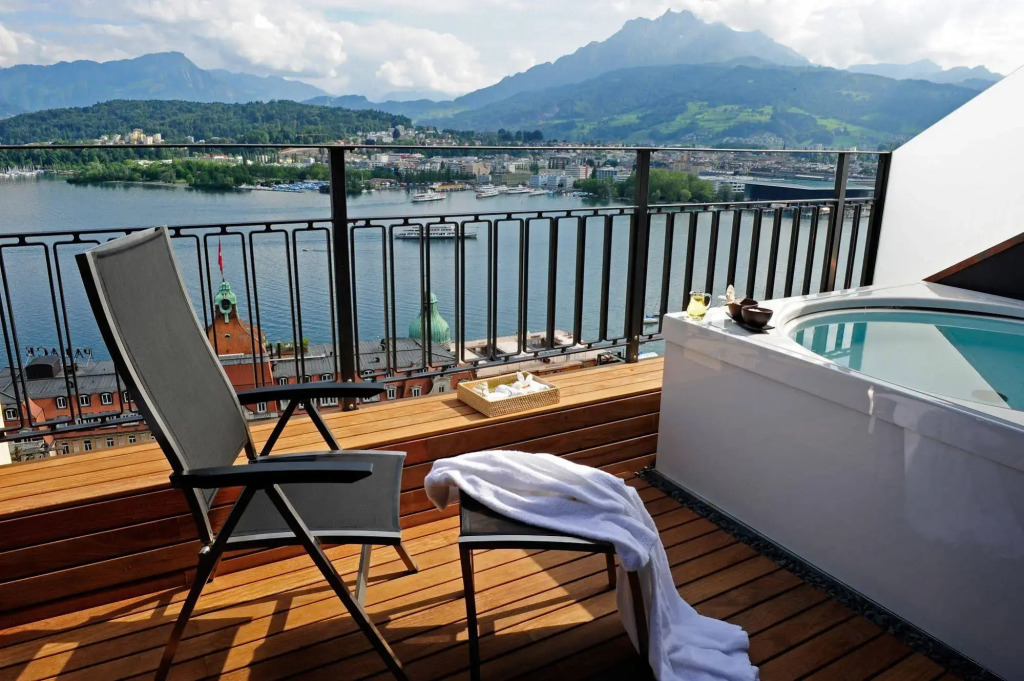 Art Deco Hotel Montana Luzern