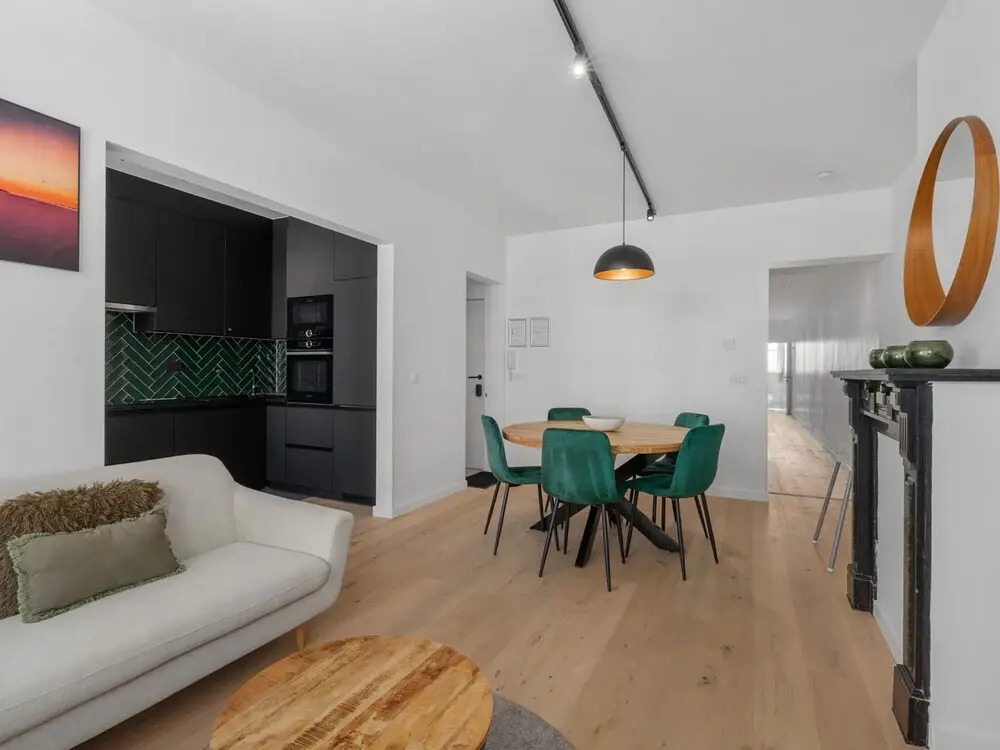 Renovated Apartment for Family