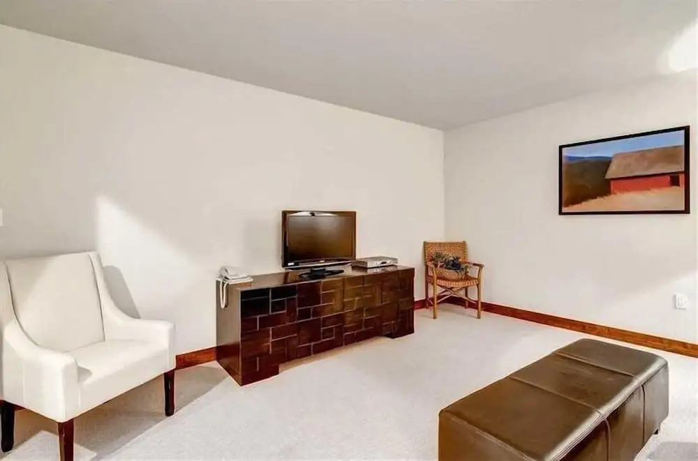 Luxury 1 Bedroom Ski in, Ski Out Mountain Vacation Rental Just Steps from the Snowflake Ski Lift in Breckenridge