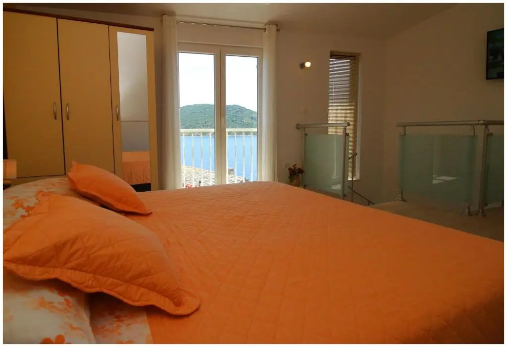 Apartment Karmela