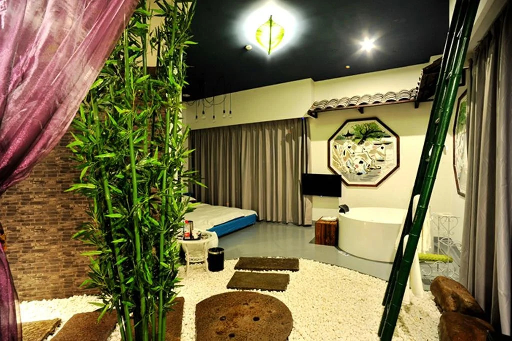 Jiaxing Yilian City Art Hotel
