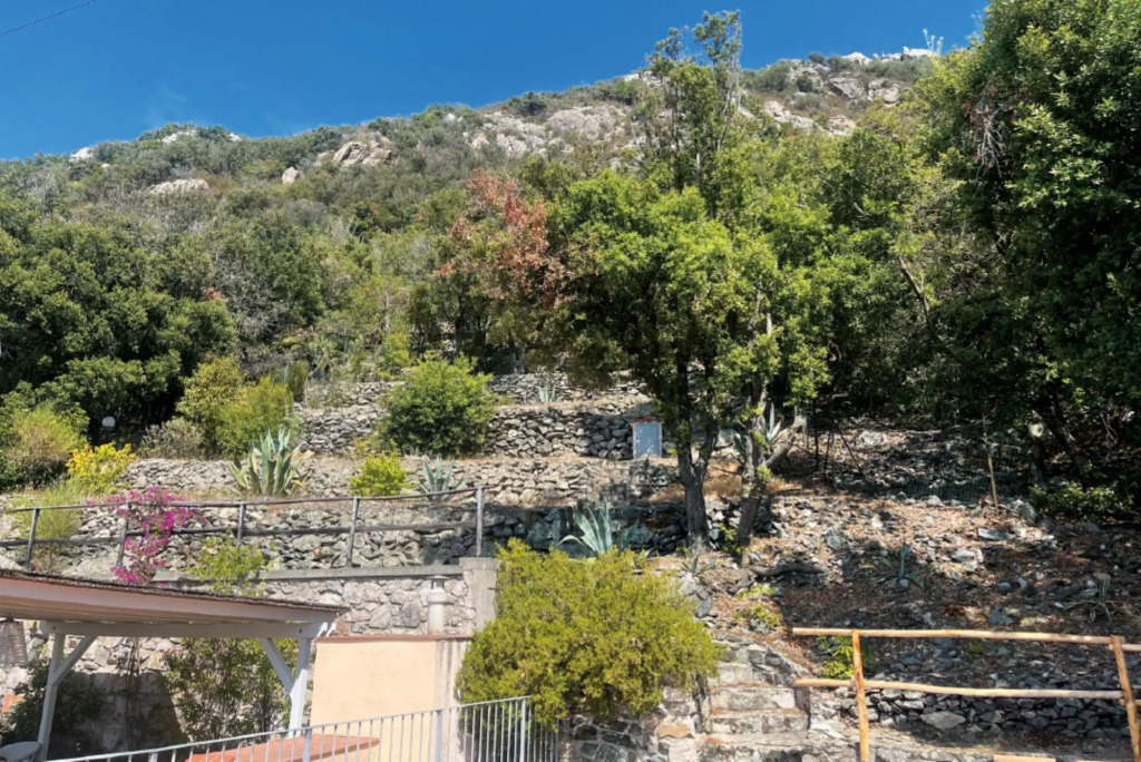 Wonderful Casa Maja with an incredible terrace overlooking the sea between Colle d'Orano and Pomonte-CASA MAJA AI COLOMBI