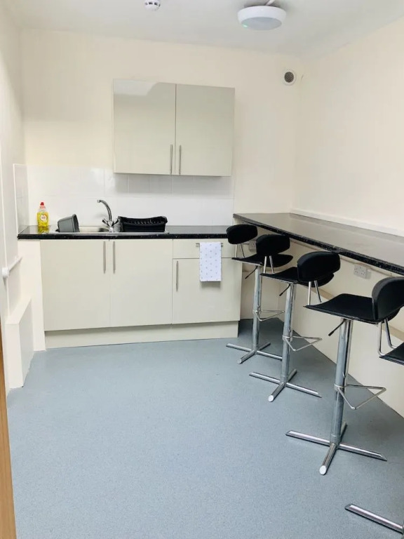 Eazzzy rooms Corby