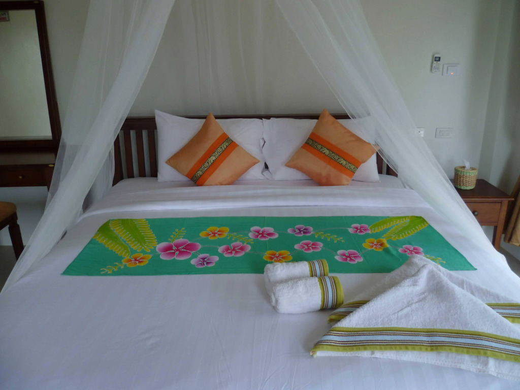 Pinky Bungalows Resort