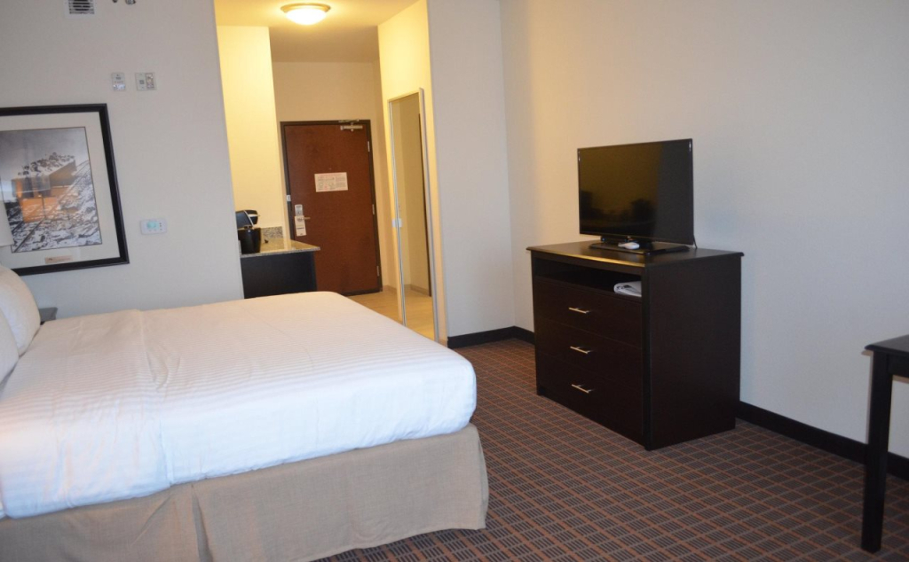 Holiday Inn Express & Suites Golden by IHG