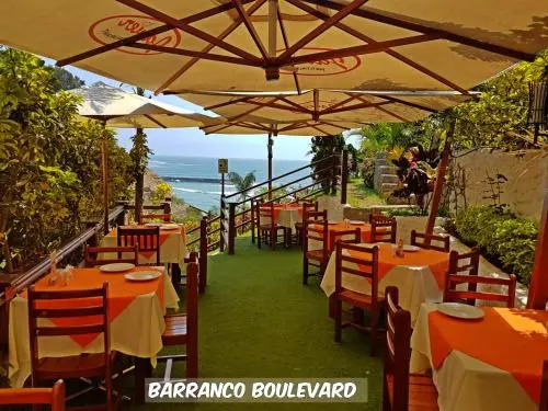 Malecon Cisneros Apartments