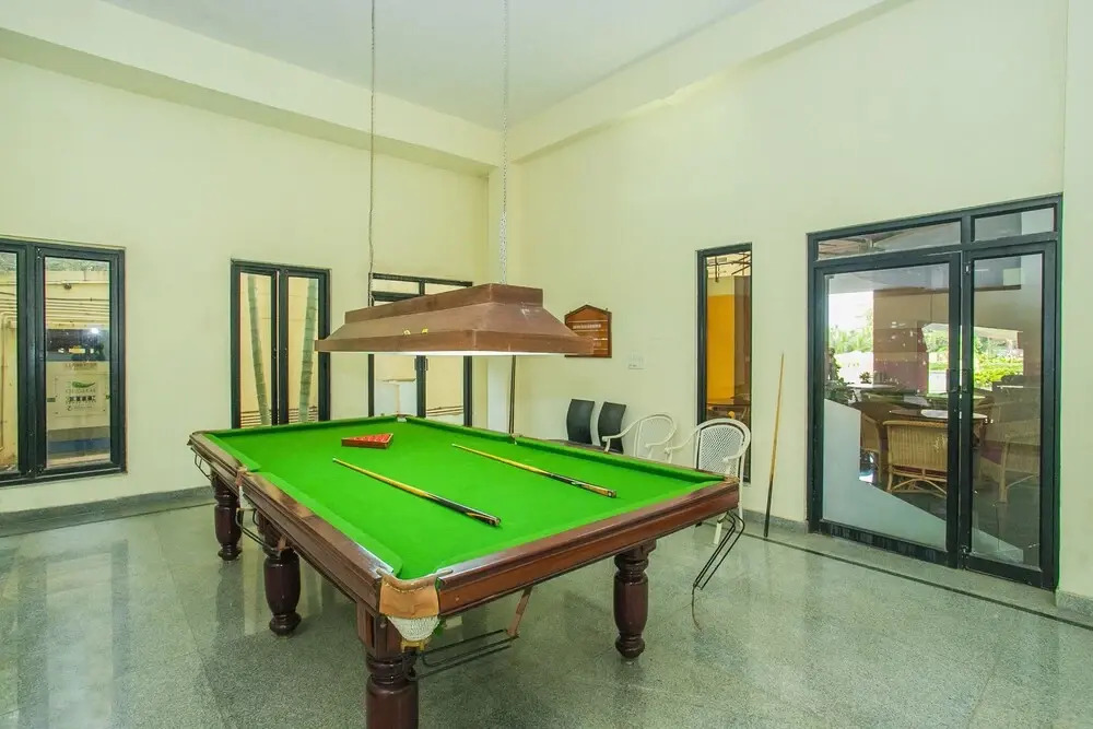 Hotel Comforts Suites
