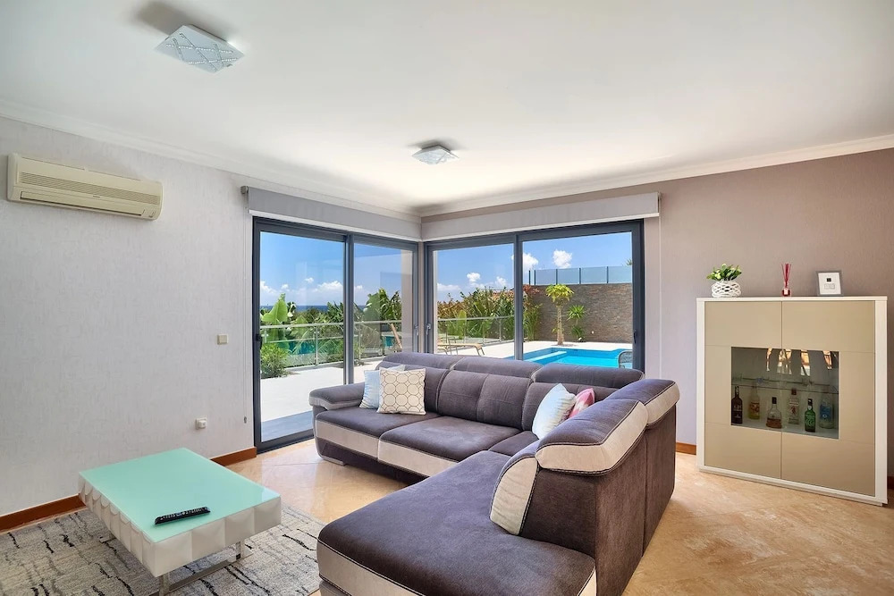 Casa Costa do Sol by MHM