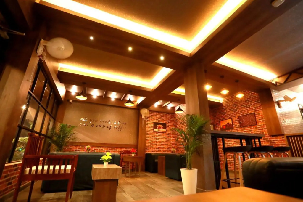 ORFILA INN Airport Hotel