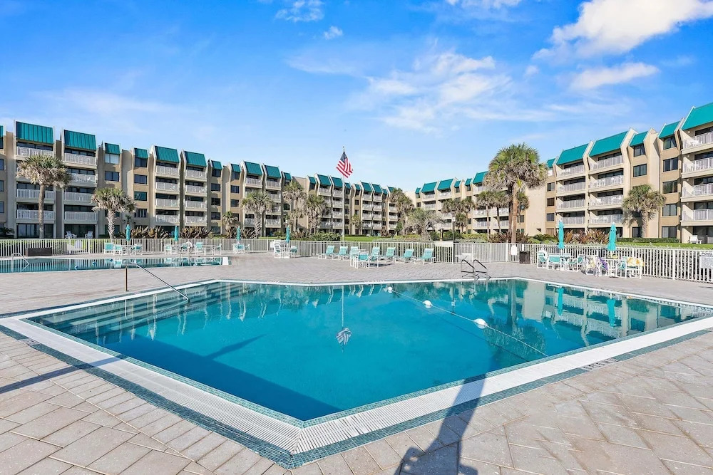 Updated Oceanview Retreat With Pools, Pickleball & Direct Beach Access