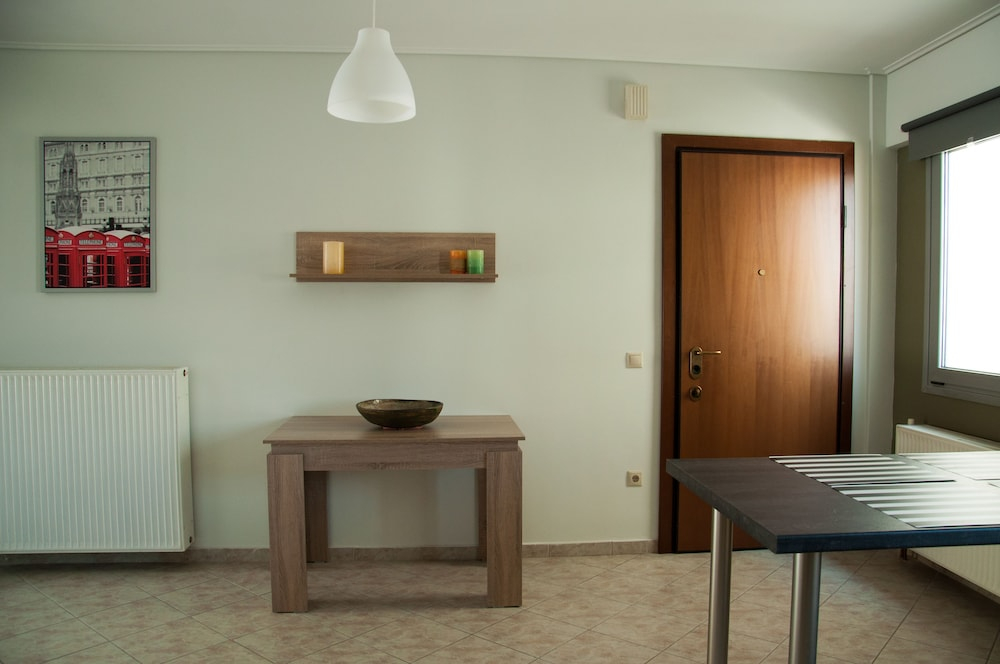 Cozy Flat near Athens City Center