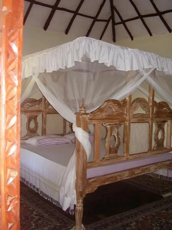 Maweni Beach Cottages