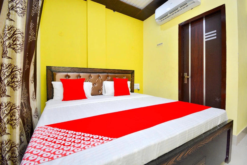 OYO 42911 Blue Sky Guest House