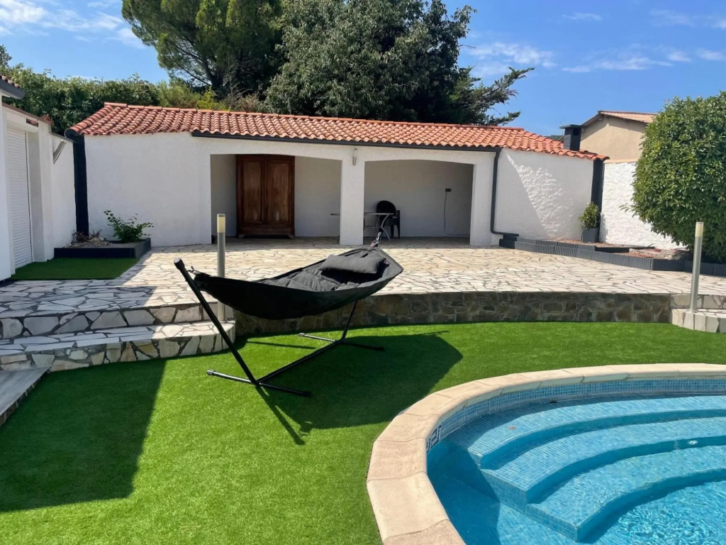Modern Comfort in Minervois