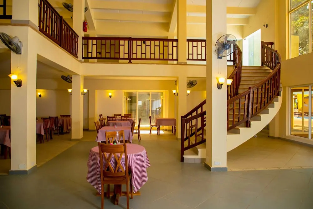 Safari Garden Hotel