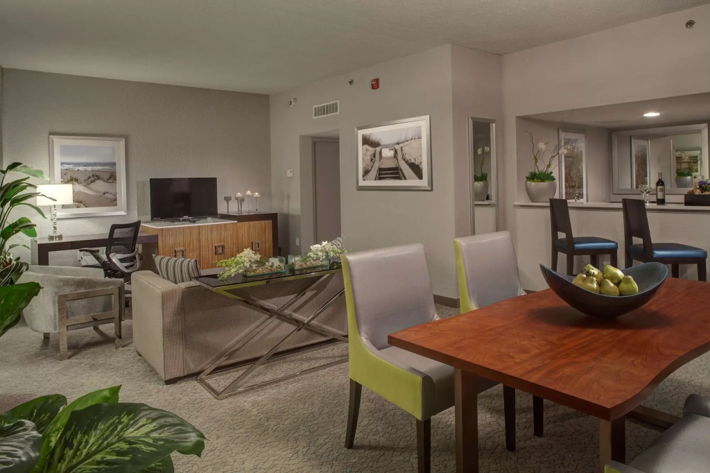 DoubleTree by Hilton Hotel Jacksonville Airport