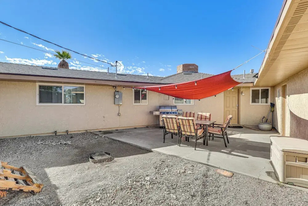 3 Mi to Lake Havasu: Family Home w/ Game Room
