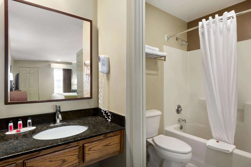 Baymont by Wyndham Warner Robins