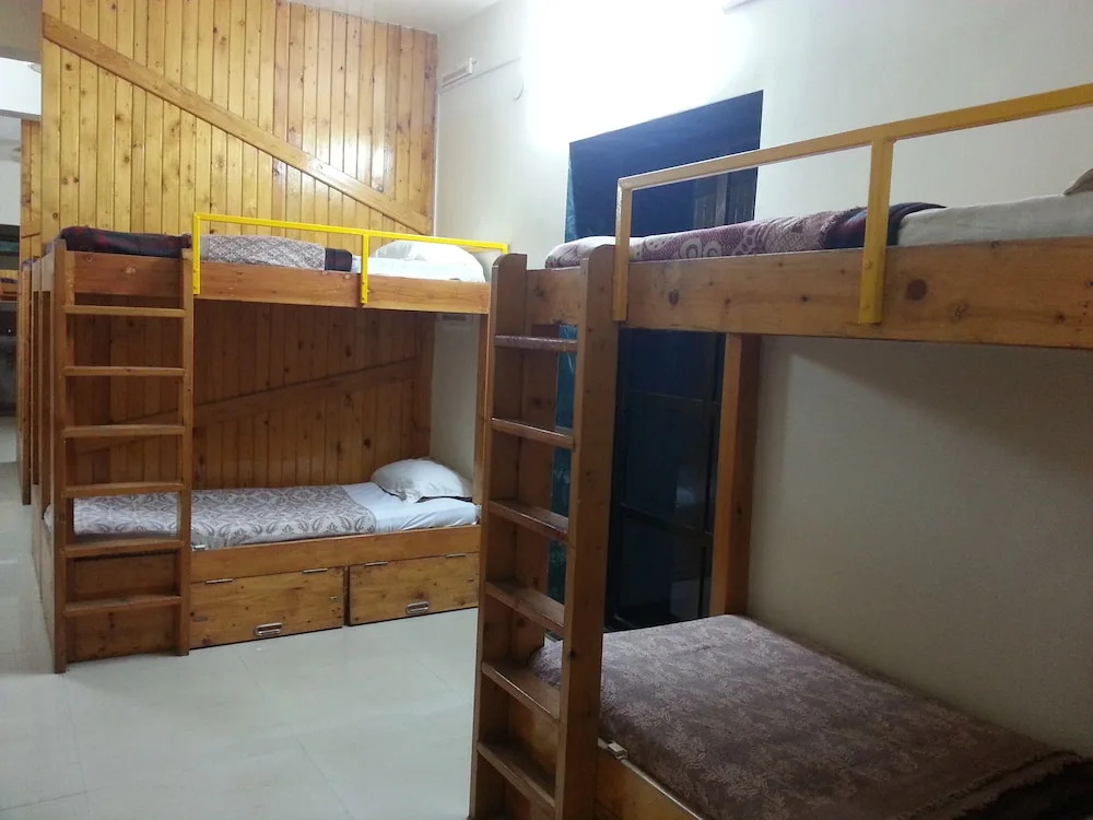 OYO 13328 Rainwood Residency
