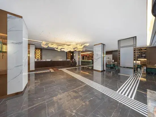 JInjiang Metropolo Longnan High speed Railway Station Hotel