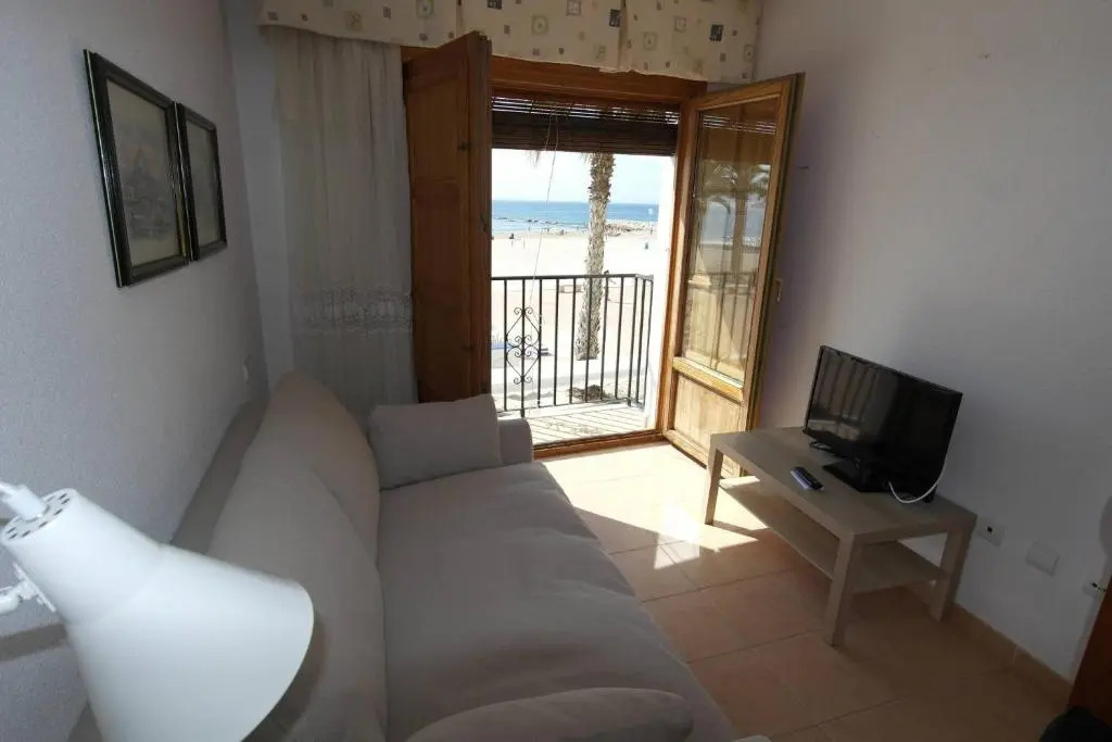 AR1B, Acogedor estudio a pie de playa