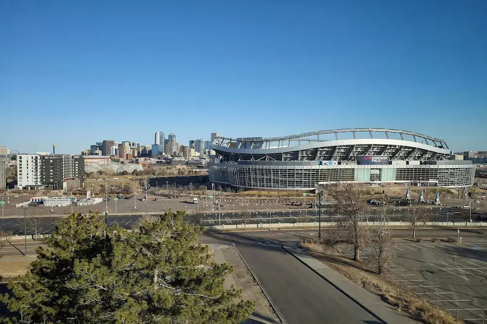 Courtyard by Marriott Denver Downtown West