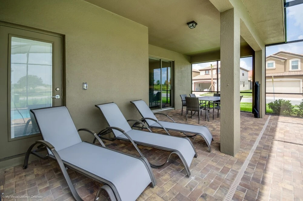 Solterra - 5569 Misty Oak Circle