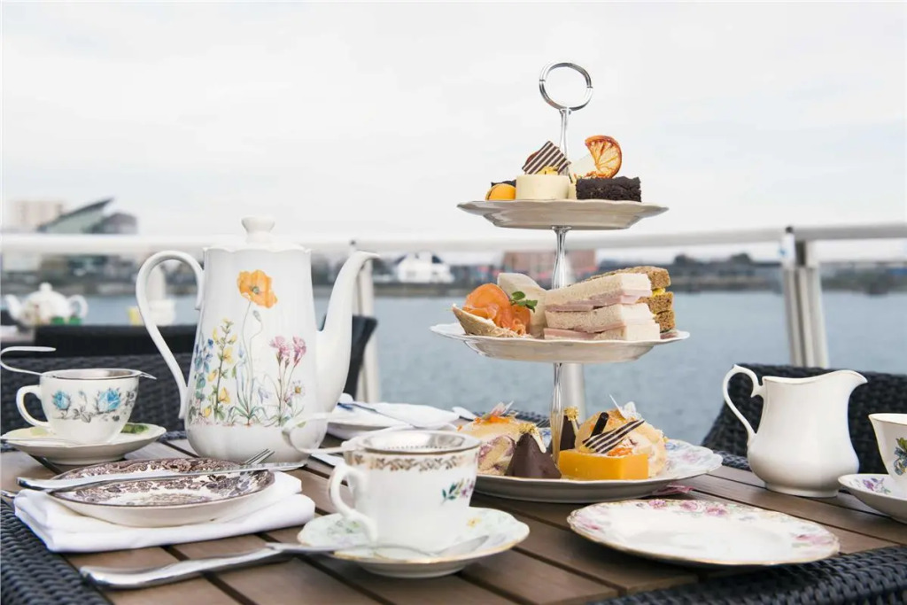 voco St. Davids Cardiff by IHG