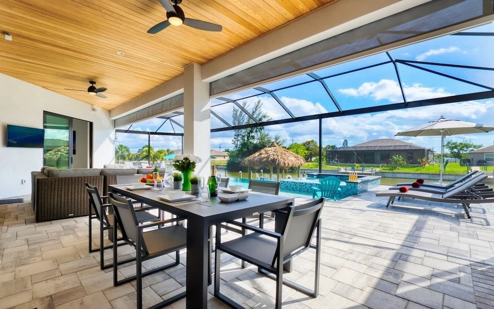 Villa Sunshine