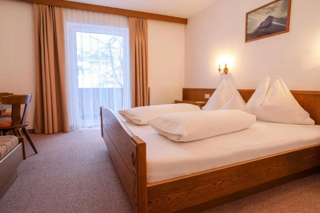 Berghotel Rasis