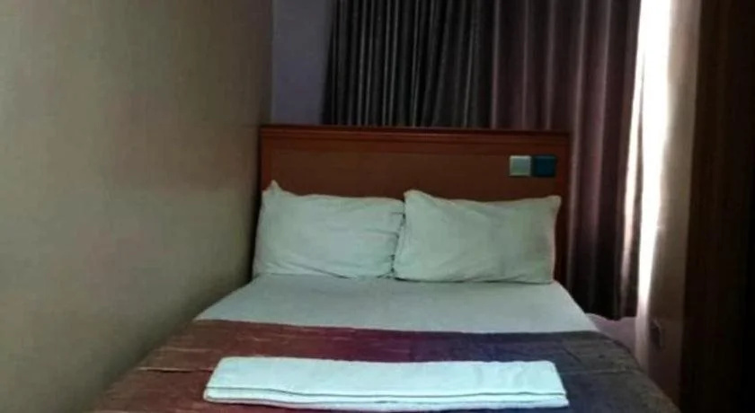 Royal Jatoz Hotels
