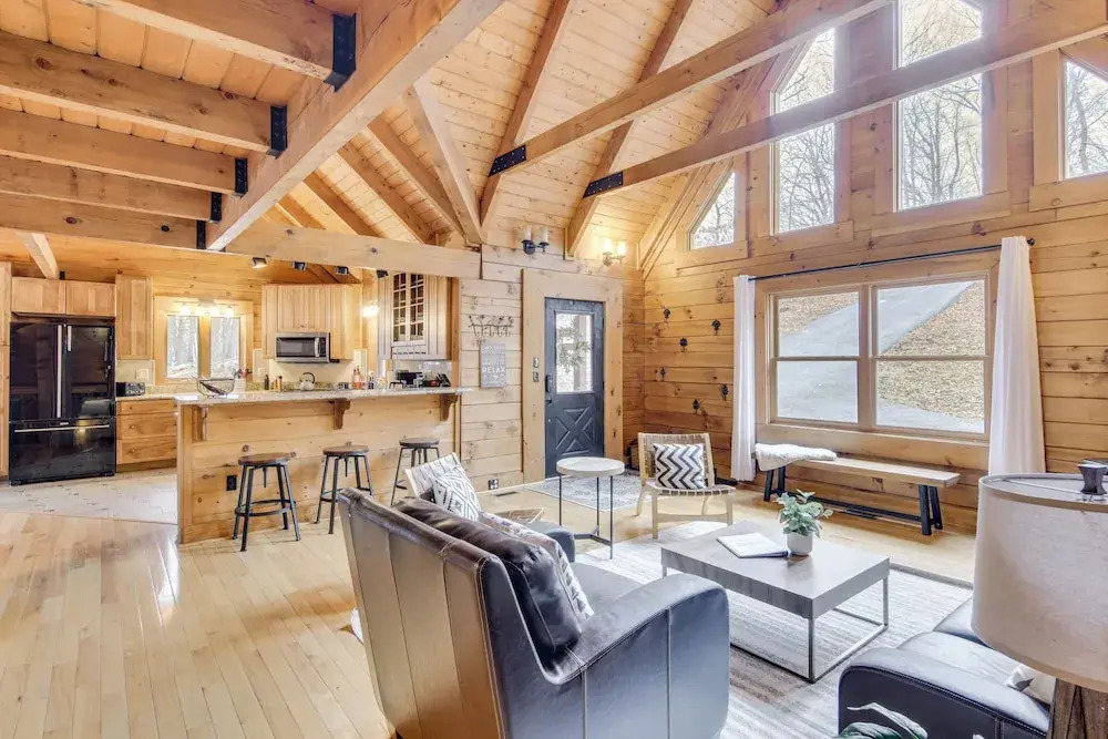 1 Mi to Slopes! Family-friendly Massanutten Cabin