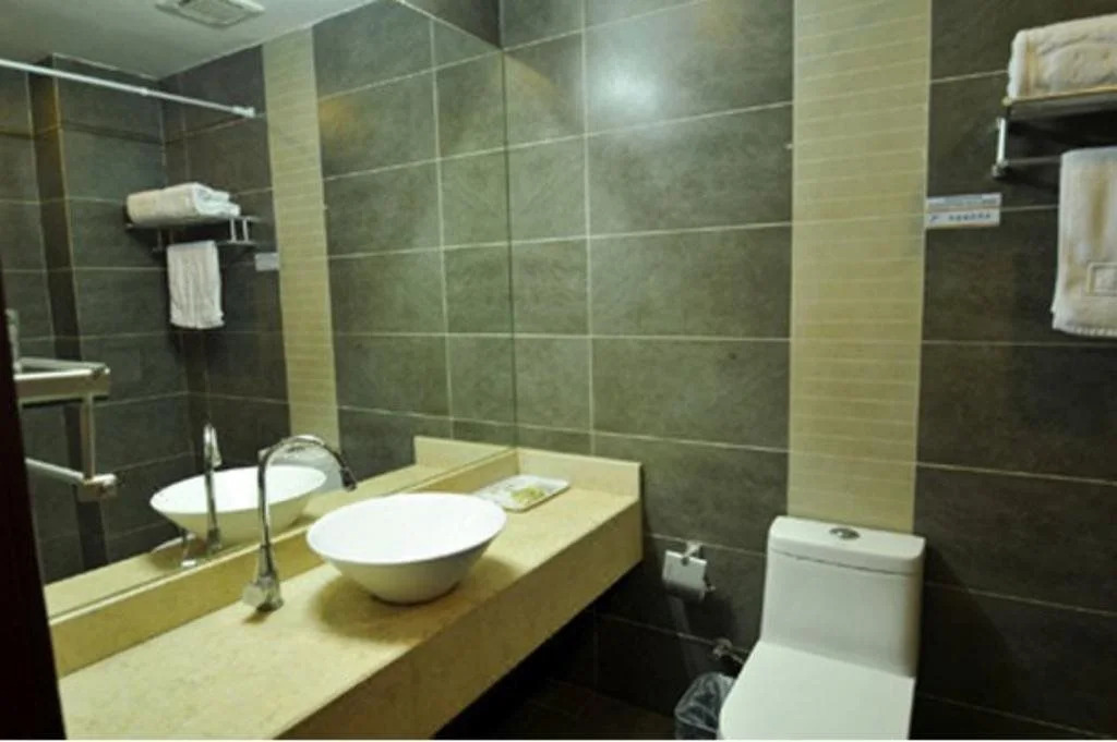 Jinan Xuefu Zhongtian Business Hotel